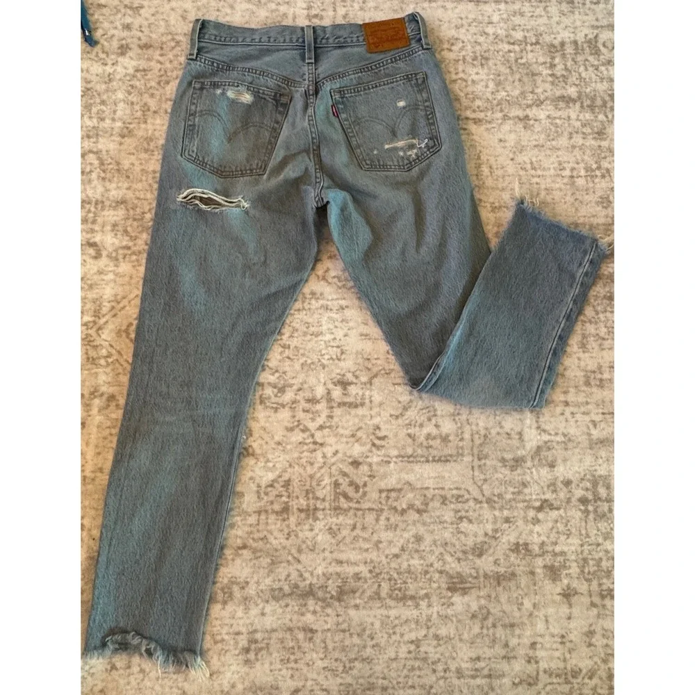 Levis 501 Skinny Distressed High Rise Button Fly Jeans Medium Wash Denim Size 27 - Picture 6 of 13